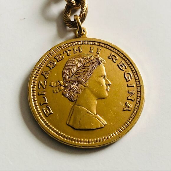 Gold Coin Chain Belt - Picture 4 of 5